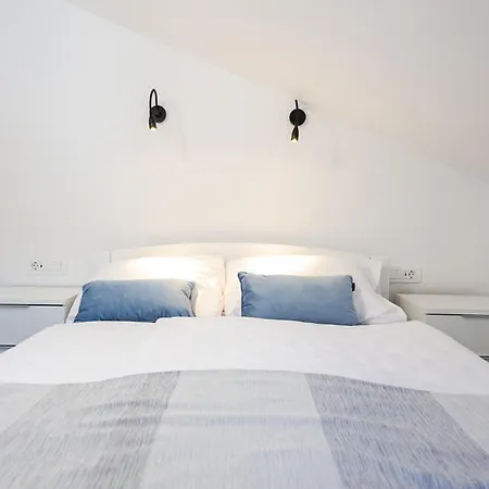 Stunning In Apartment *