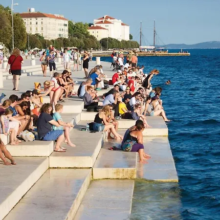 Stunning In Apartmán Zadar