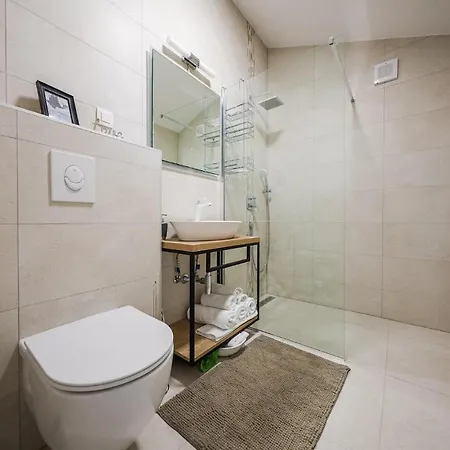 Stunning In Apartmán