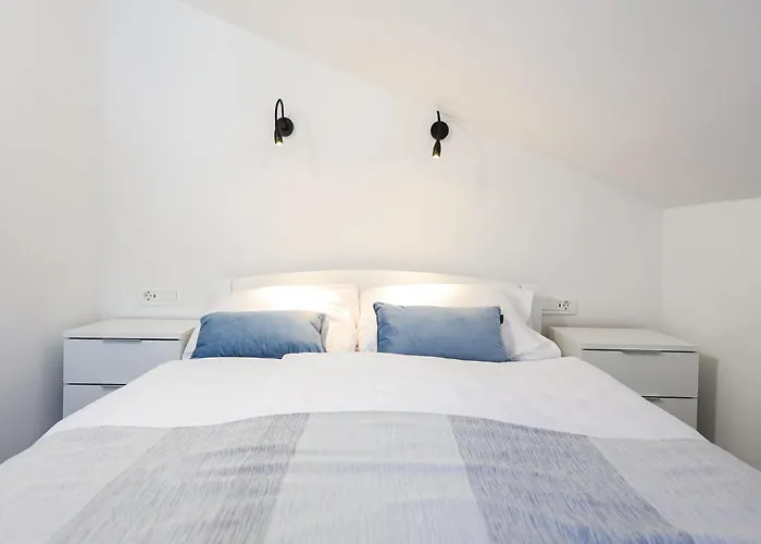 Gorgeous In With Wifi Apartment *